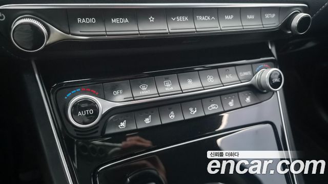 Hyundai Grandeur 2018 — photo 16