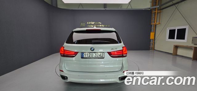 BMW X5 2018 — photo 12