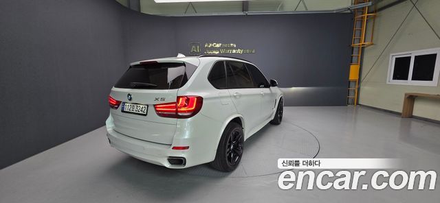 BMW X5 2018 — photo 14