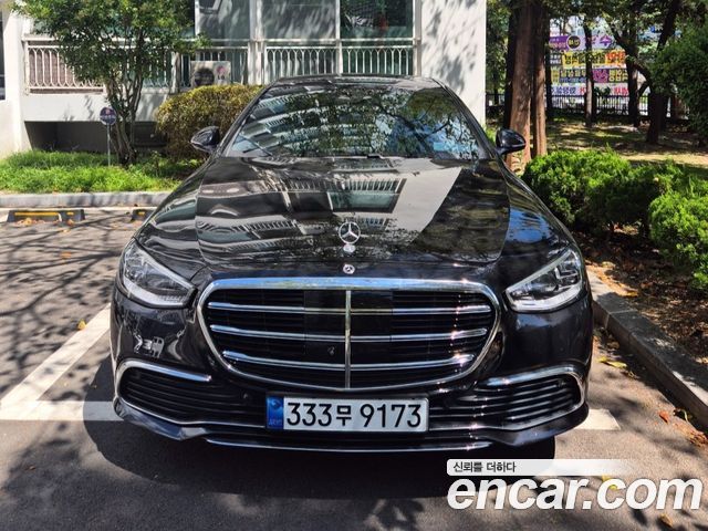 Mercedes-Benz S-Class 2024 — photo 1