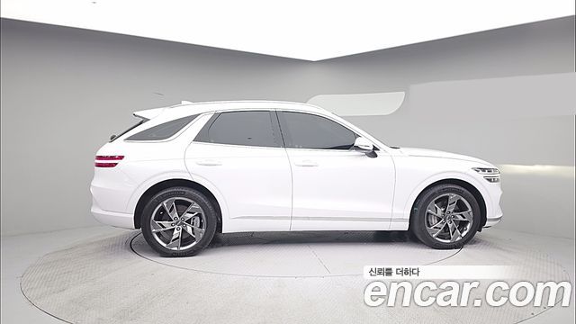 Genesis GV70 2022 — photo 3