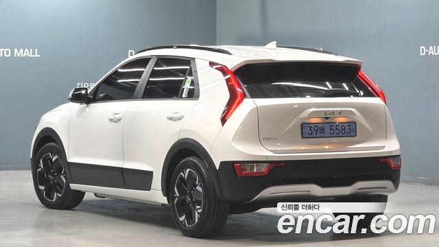 Kia Niro 2023 — photo 4
