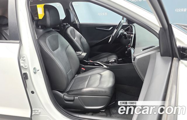 Kia Niro 2023 — photo 14