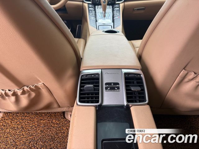 Porsche Panamera 2014 — photo 11