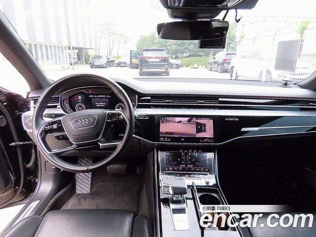 Audi A8 2020 — photo 7