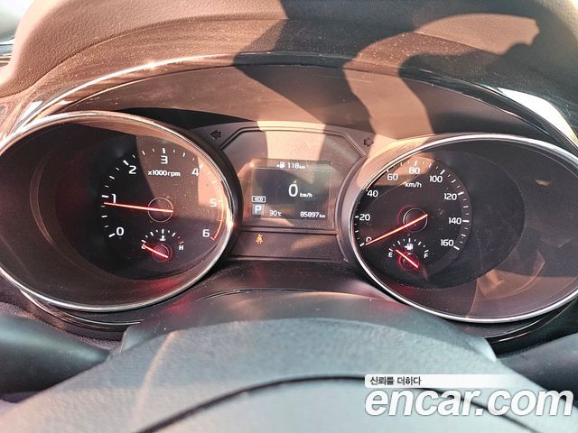 Kia Canival 2019 — photo 8