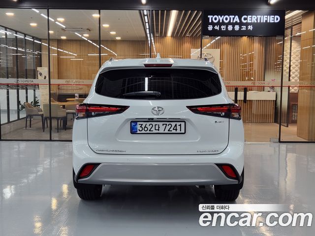 Toyota Highlander 2025 — photo 4