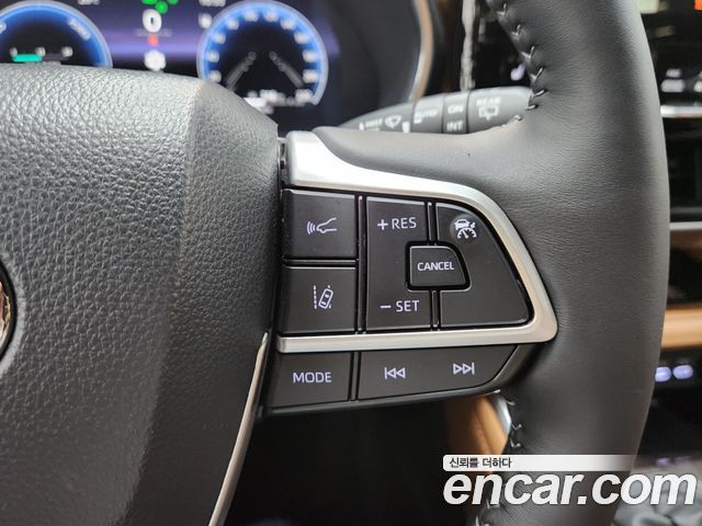 Toyota Highlander 2025 — photo 13