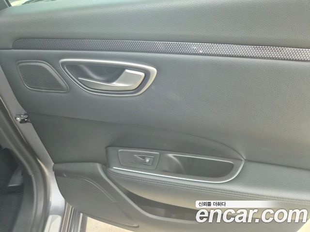 Renault Korea SM6 2016 — photo 19