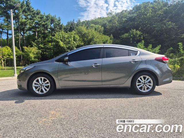 Kia K3 2016 — photo 2