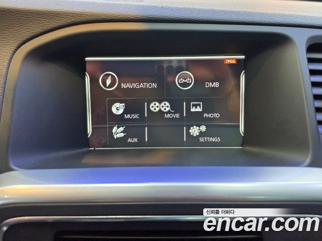 Volvo V60 2012 — photo 12