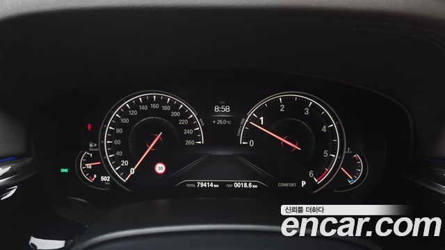 BMW Gran Turismo 2018 — photo 11
