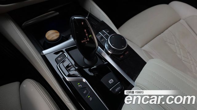BMW Gran Turismo 2018 — photo 12