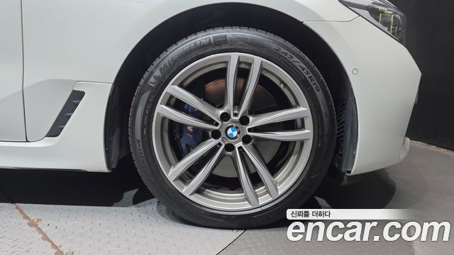 BMW Gran Turismo 2018 — photo 7