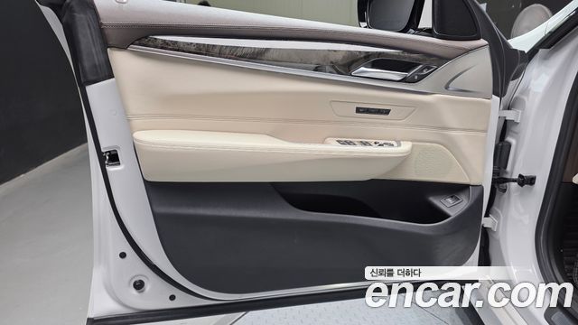 BMW Gran Turismo 2018 — photo 14
