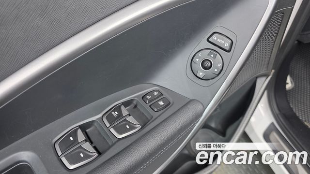 Hyundai Santafe 2013 — photo 18