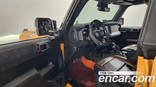 Ford Bronco 2022 — photo 13