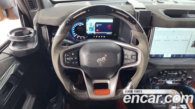 Ford Bronco 2022 — photo 19