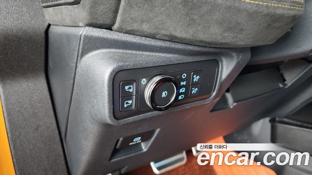 Ford Bronco 2022 — photo 24