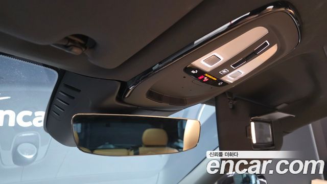 Volvo XC60 2024 — photo 32