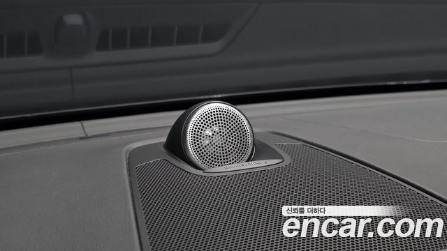 Volvo XC60 2024 — photo 35