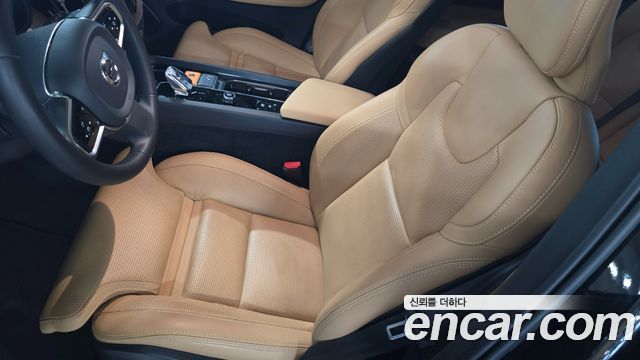 Volvo XC60 2024 — photo 48