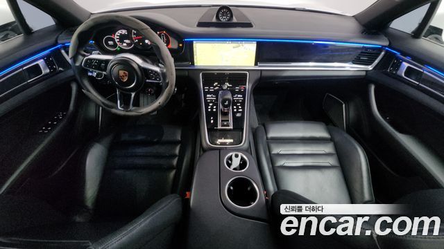 Porsche Panamera 2017 — photo 10
