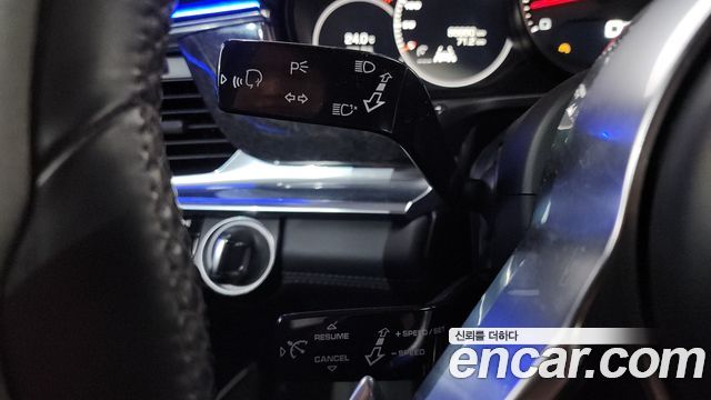 Porsche Panamera 2017 — photo 26
