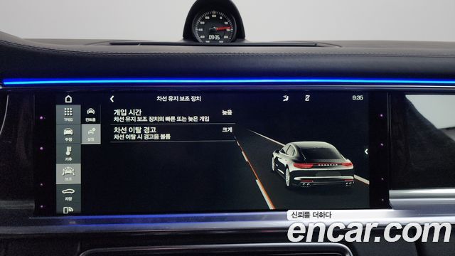 Porsche Panamera 2017 — photo 30