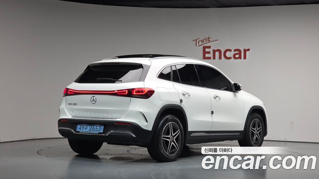 Mercedes-Benz EQA 2023 — photo 2