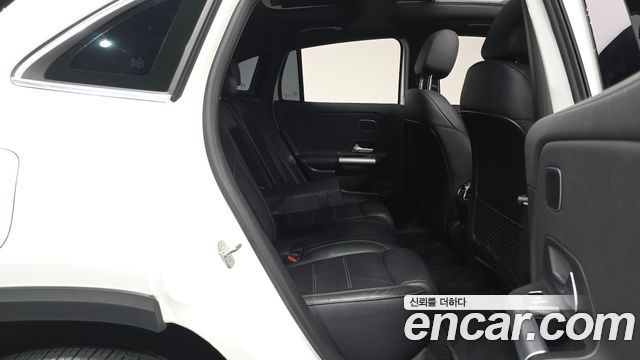 Mercedes-Benz EQA 2023 — photo 17