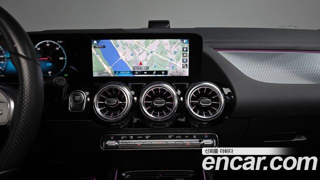 Mercedes-Benz EQA 2023 — photo 20