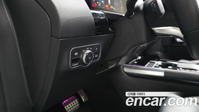 Mercedes-Benz EQA 2023 — photo 36
