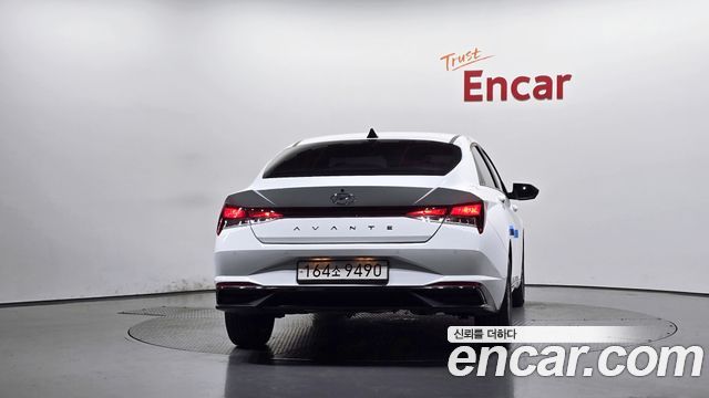 Hyundai AVANTE 2023 — photo 4