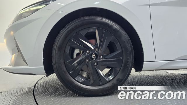 Hyundai AVANTE 2023 — photo 5