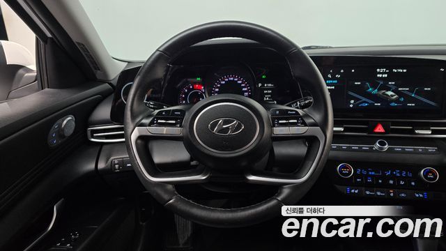 Hyundai AVANTE 2023 — photo 19
