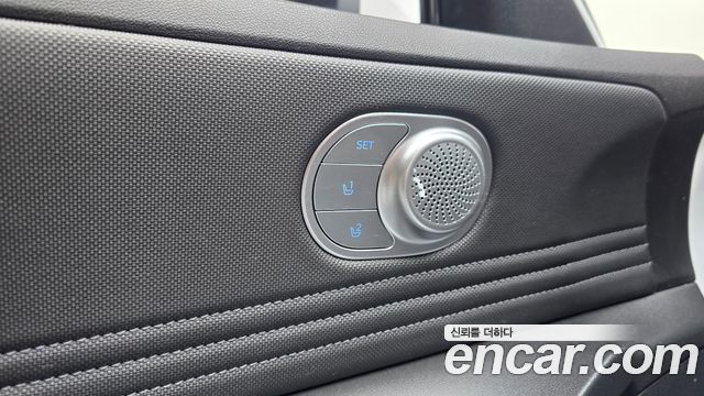 Hyundai AVANTE 2023 — photo 28