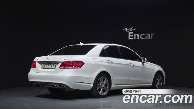 Mercedes-Benz E-Class 2014 — photo 2