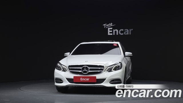 Mercedes-Benz E-Class 2014 — photo 3