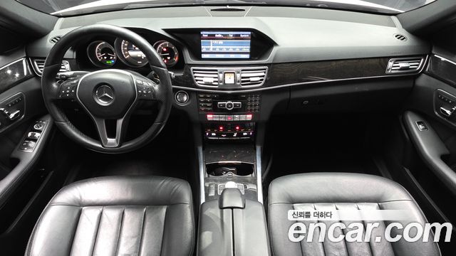 Mercedes-Benz E-Class 2014 — photo 7