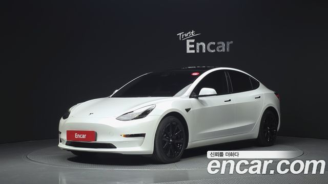 Tesla Model 3 2022 — photo 1
