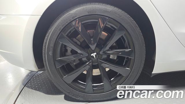 Tesla Model 3 2022 — photo 5
