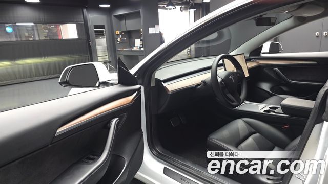 Tesla Model 3 2022 — photo 13