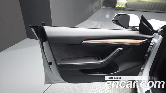 Tesla Model 3 2022 — photo 14