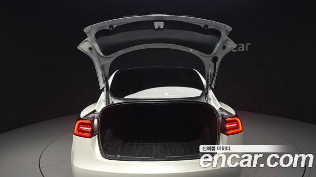 Tesla Model 3 2022 — photo 31