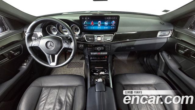 Mercedes-Benz E-Class 2014 — photo 7