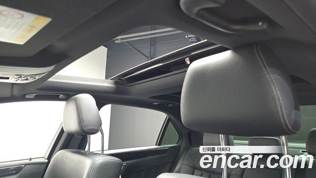 Mercedes-Benz E-Class 2014 — photo 15
