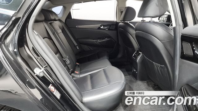 Kia K7 2020 — photo 12