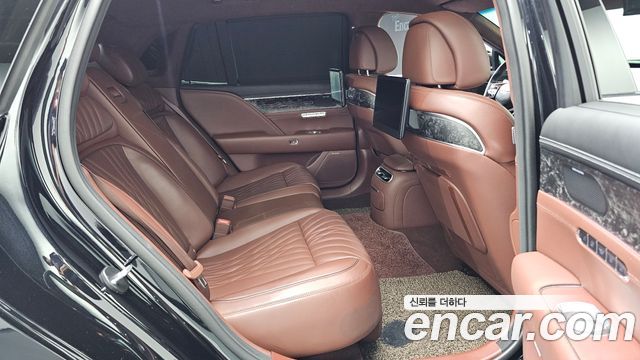 Genesis G90 2023 — photo 11