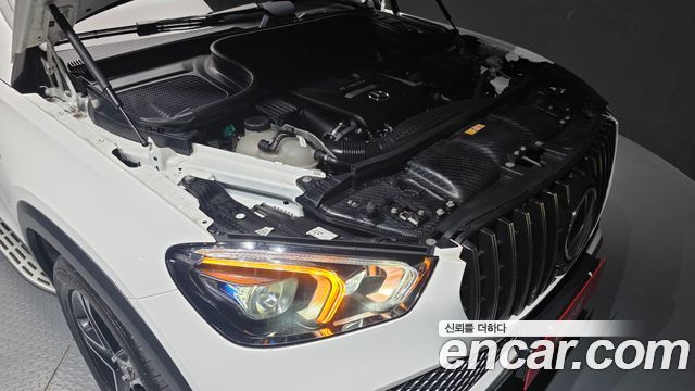 Mercedes-Benz GLE-Class 2021 — photo 6